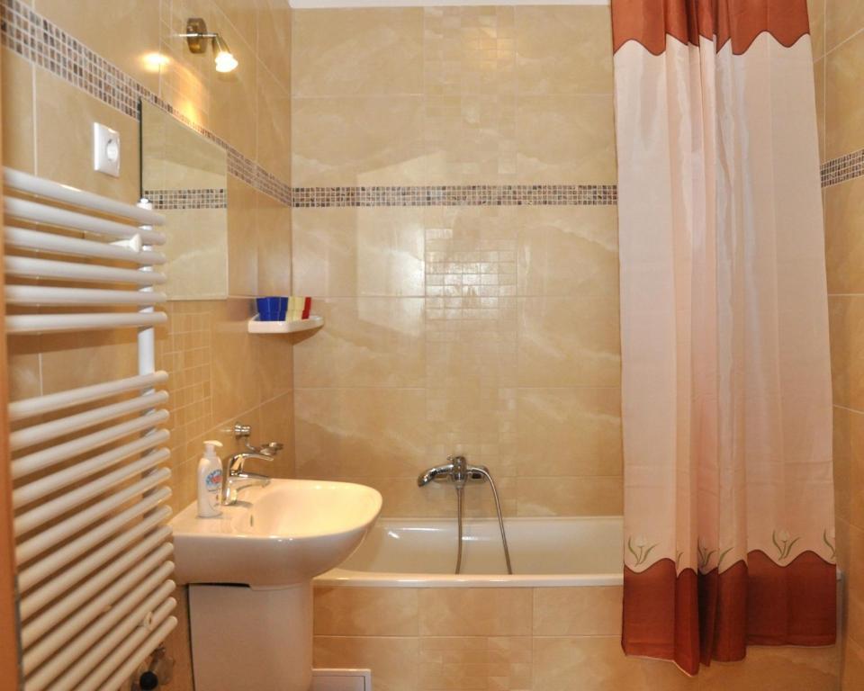 Tisza Palota Apartmanok Szeged Rom bilde