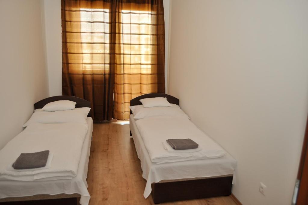 Tisza Palota Apartmanok Szeged Rom bilde
